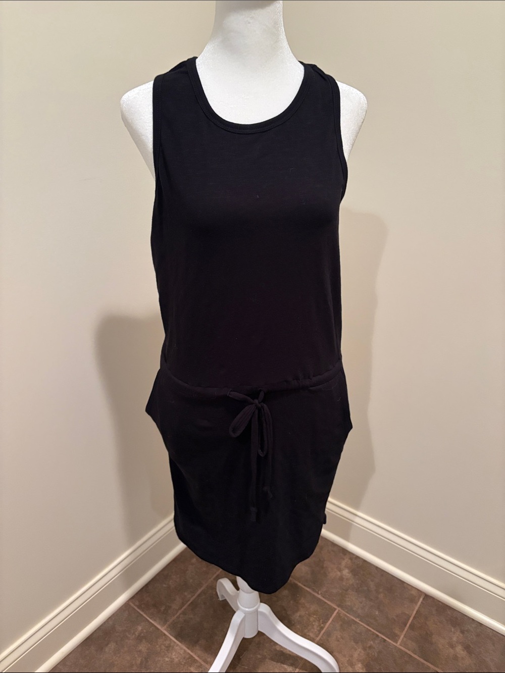 Evereve Black Sleeveless Drawstring Tank Dress